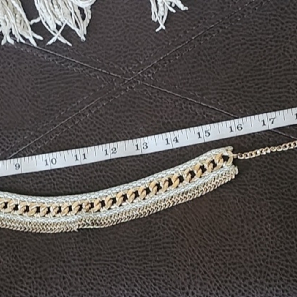 & Other Stories Gold and White Layered Necklace - Picture 3 of 4